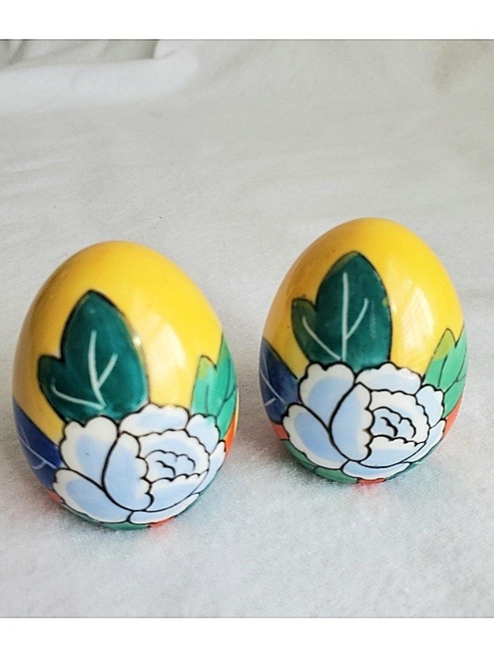 Vintage Japan Hand Painted Yellow Floral Egg Salt Pepper Shaker Set Retro Artsy
